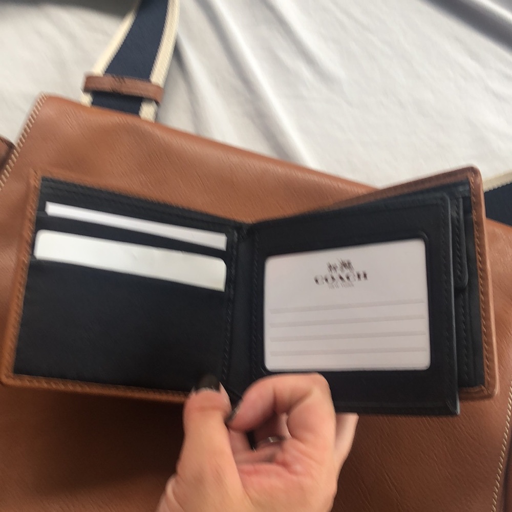 Wallet - image 2